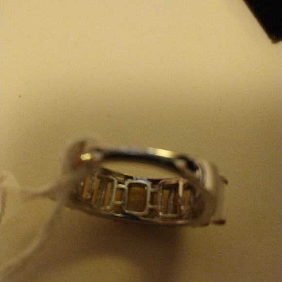 Australian White opal. New . Size 8 - Picture 3 of 3